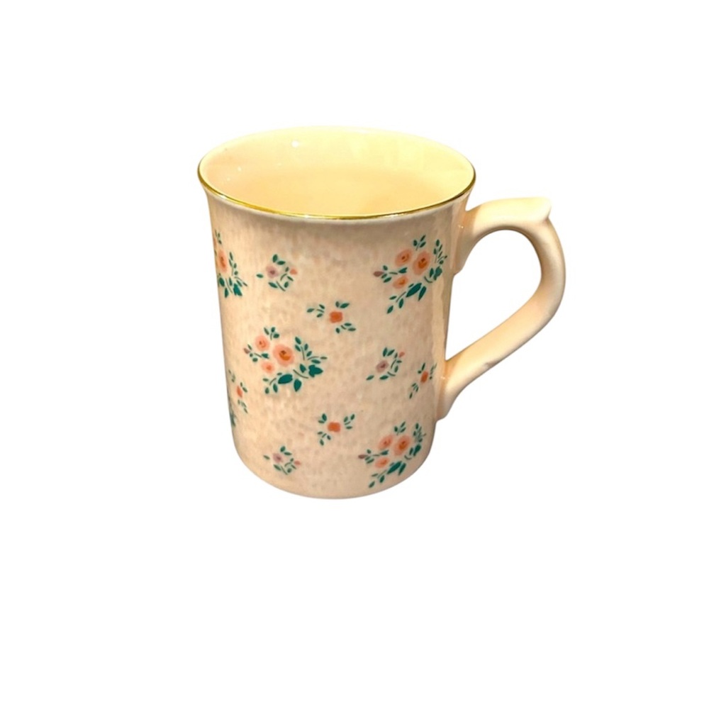 Otagiri pink gold rimmed tea cup with floral design